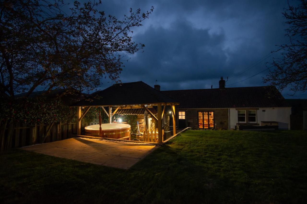 East Cottage * Wood Burning Hot Tub * Garden St Andrews Dış mekan fotoğraf
